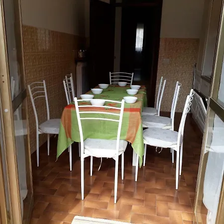 Casa Di Ica 펜션 데르비오