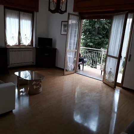 Casa Di Ica * 데르비오